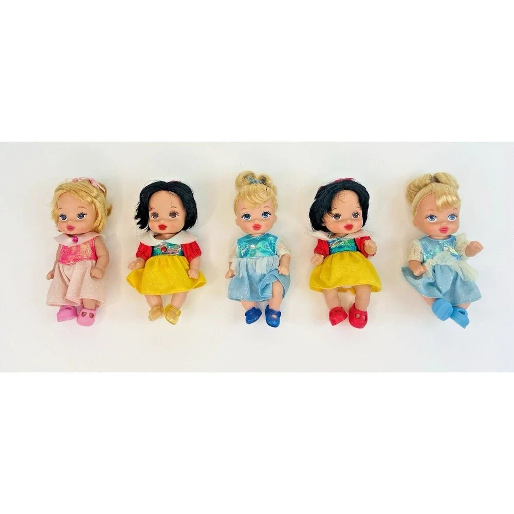 Disney Royal Nursery Princesses Snow White Sleeping Beauty Cinderella Lot of 5